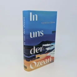 IN UNS DER OZEAN - Roman